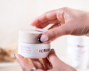 ICOSMIC ANTI-AGING LIMITED EDITION